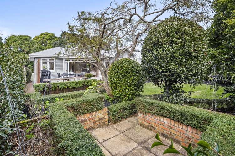 8 Hasbury Avenue Epsom_3