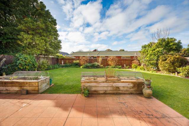 127 Amberley Avenue Highbury_3