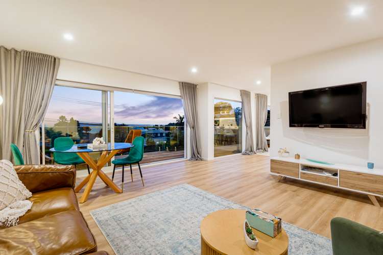 27a Beach Road Manly_6