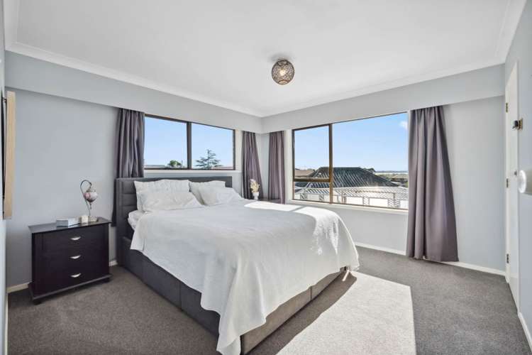8 Ian Place Glendene_10