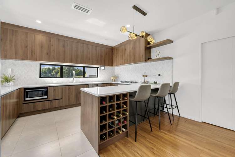 23 Tannaghmore Drive Flat Bush_3