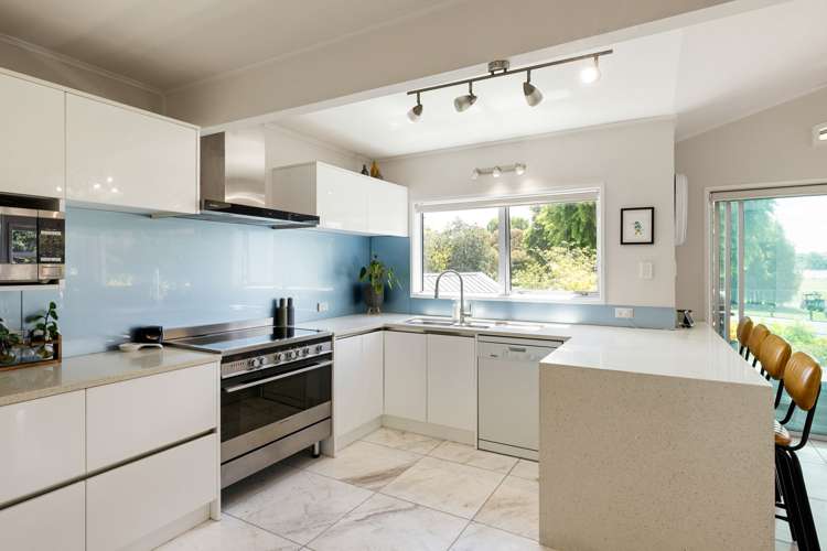 163 Lake Crescent Hamilton Lake_9