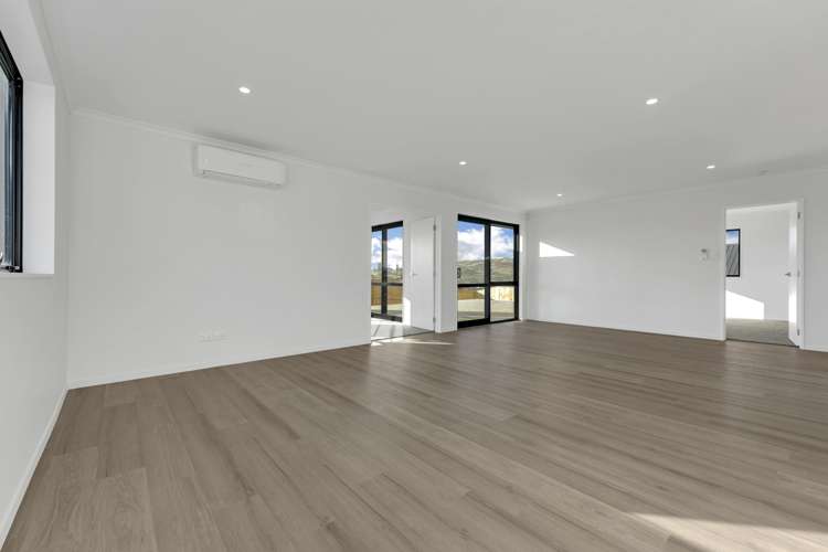 2 Viv Green Place Pokeno_9