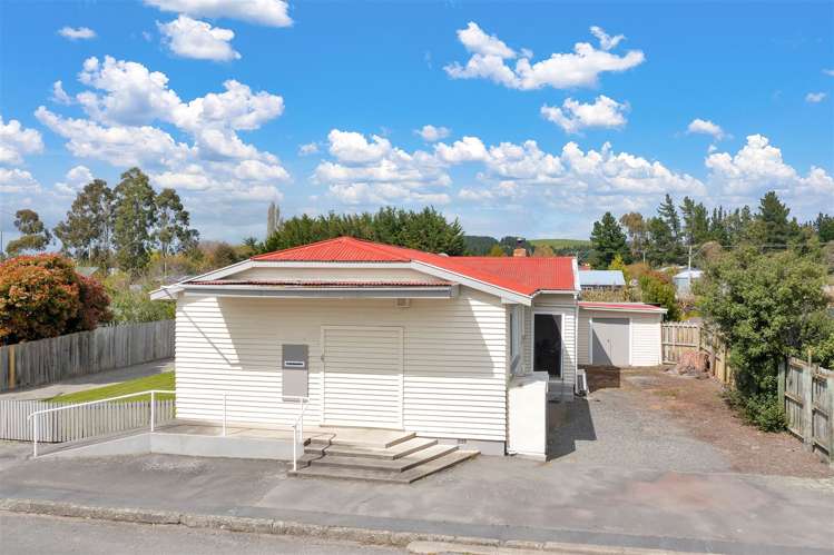 4 High Street Hawarden_18