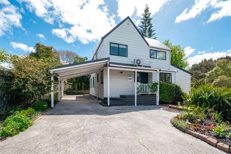 8 Rhinevale Close Henderson_33