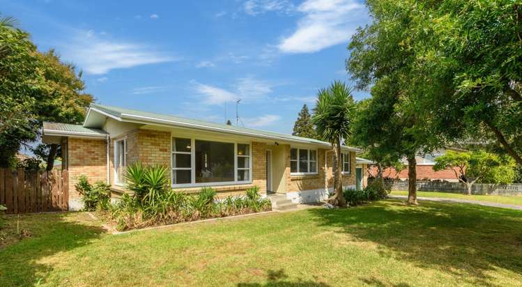 3 Woods Avenue_0