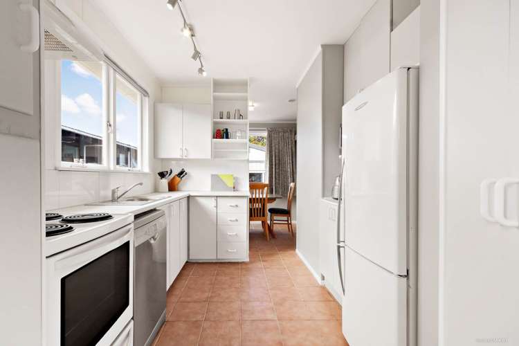 1 Edgerton Road Te Atatu Peninsula_5