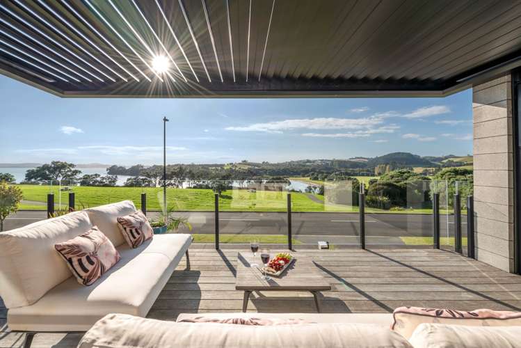 58 Weatherly Drive Beachlands_11