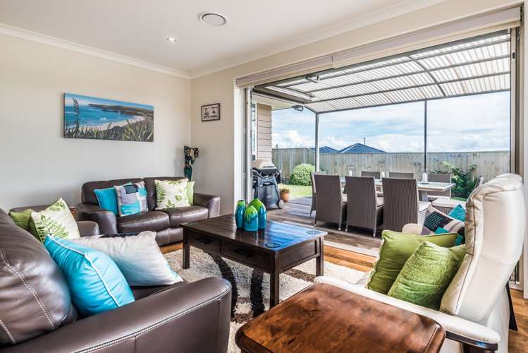 85 Jack Lachlan Drive Beachlands_11