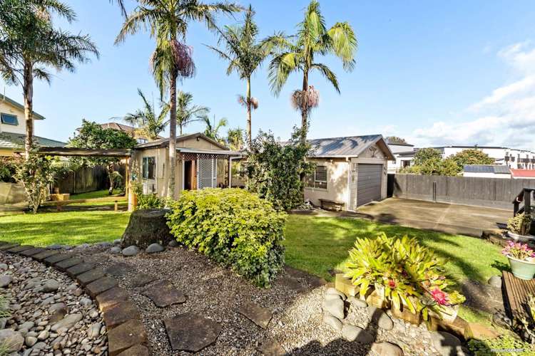 13 Gladfield Lane Te Atatu Peninsula_17