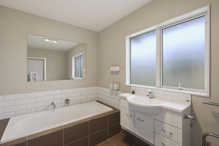 10 Tamihana Street Otaki_15