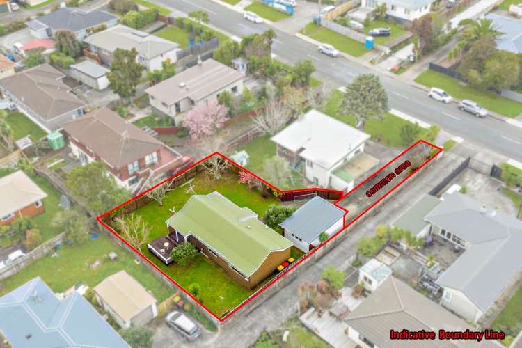 2/129 Moore Street Howick_5