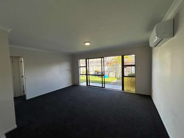 2/9 Leander Street 11229_1