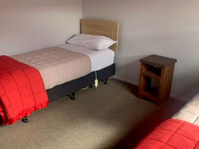 2/166 Coates Road Alexandra_4