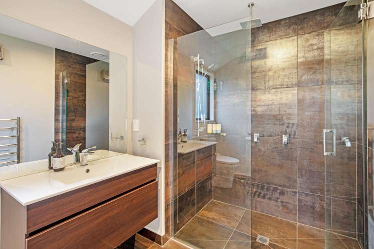 26 Bonecrusher Street Lincoln_17