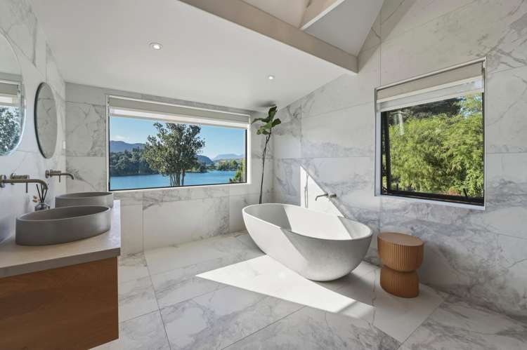 11 Calder Road Lake Okareka_23