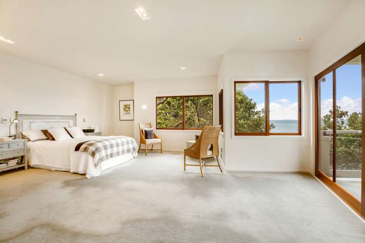 16 Seacliffe Avenue Belmont_7