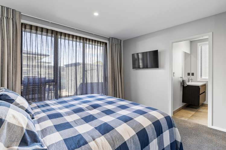 26 Bastille Court Rangatira Park_13