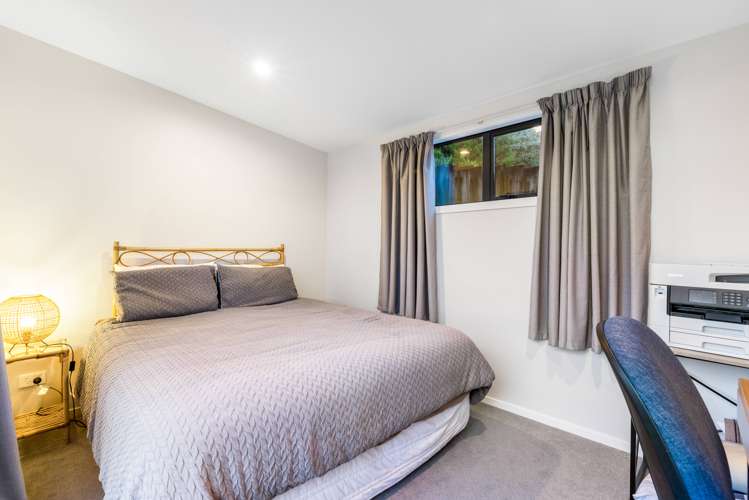 25 Esther Place Red Beach_24