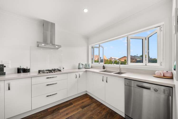 4 Mervyn Brown Place Solway_4