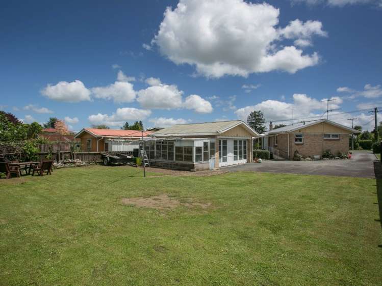 30 Burns Street Leamington_18