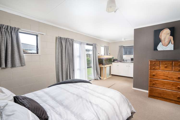 2/48 Ngamotu Road Hilltop_14