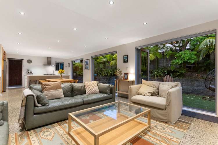 3/304 Beach Road Campbells Bay_24