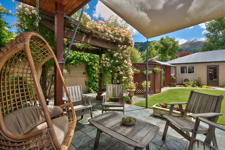 27 Brisbane Street Queenstown_1