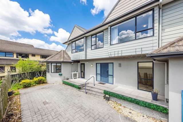 2/12 Santa Monica Place Goodwood Heights_1