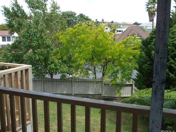 4 Tadley Court Goodwood Heights_10