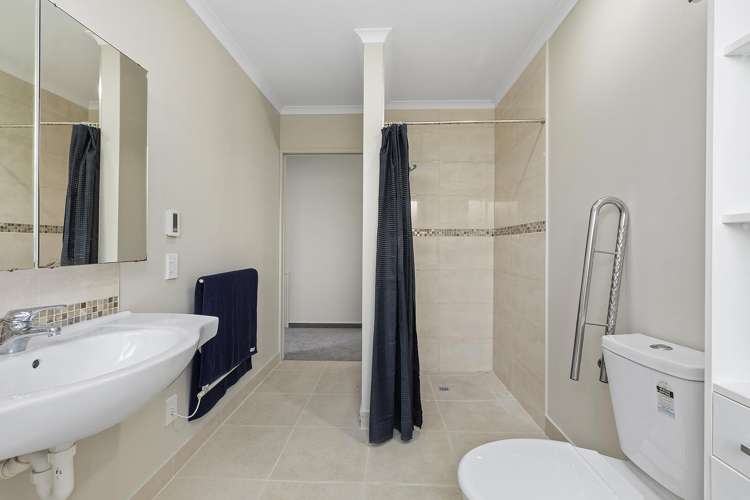 31 Saint Ives Drive Camborne_15