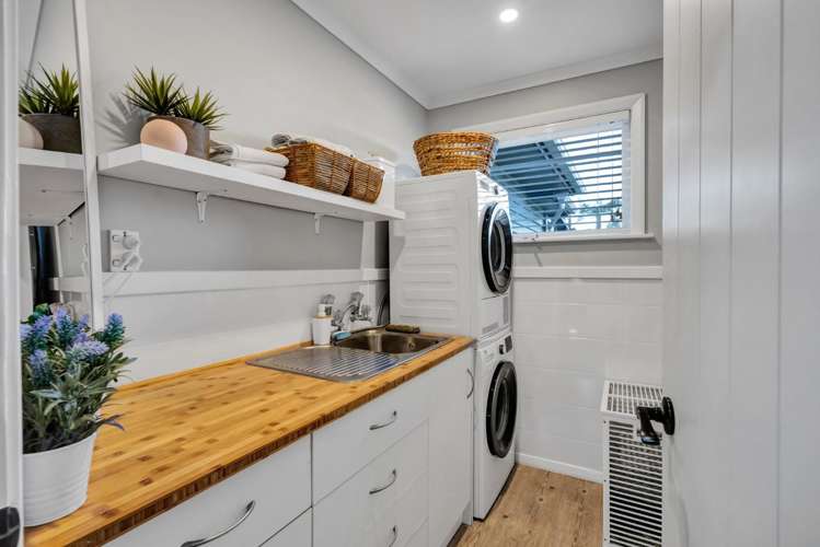 52 Swansea Road Stratford_11