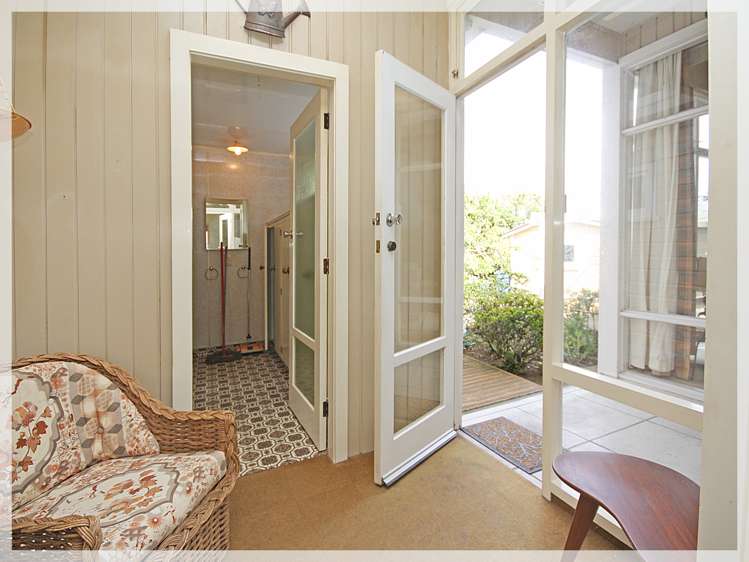 79 Queen Street West Levin_17