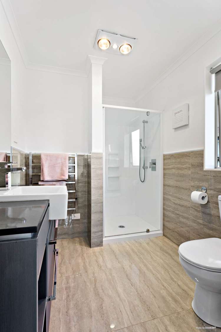 99 Mackay Drive Greenhithe_9