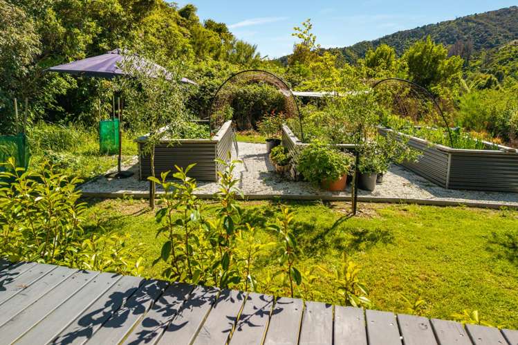 12 Manuka Drive Ngakuta Bay_19