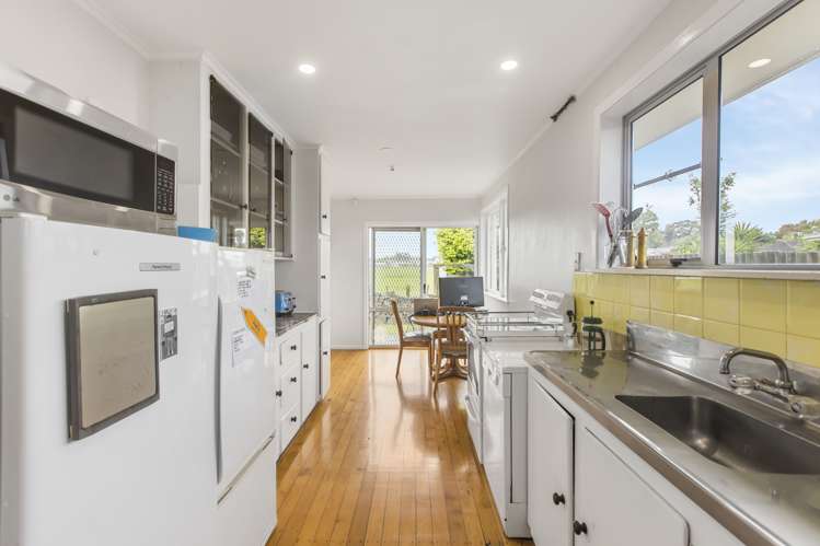 7 Kiekie Road Mangere Bridge_16