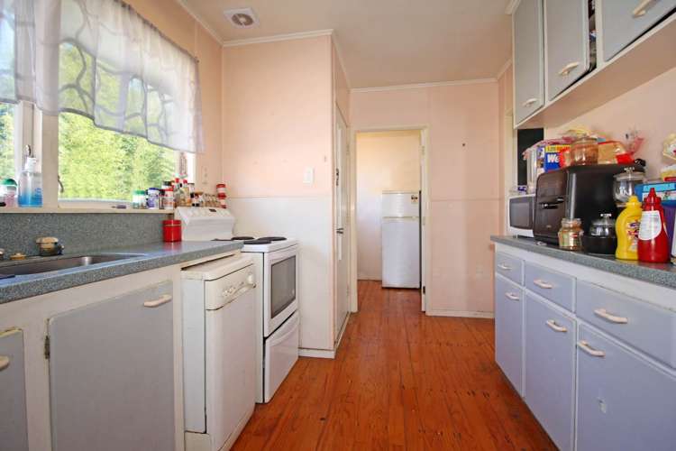 8 Wordsworth Road Manurewa_11