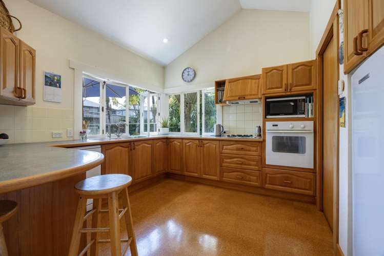 38 Queensway Three Kings_7