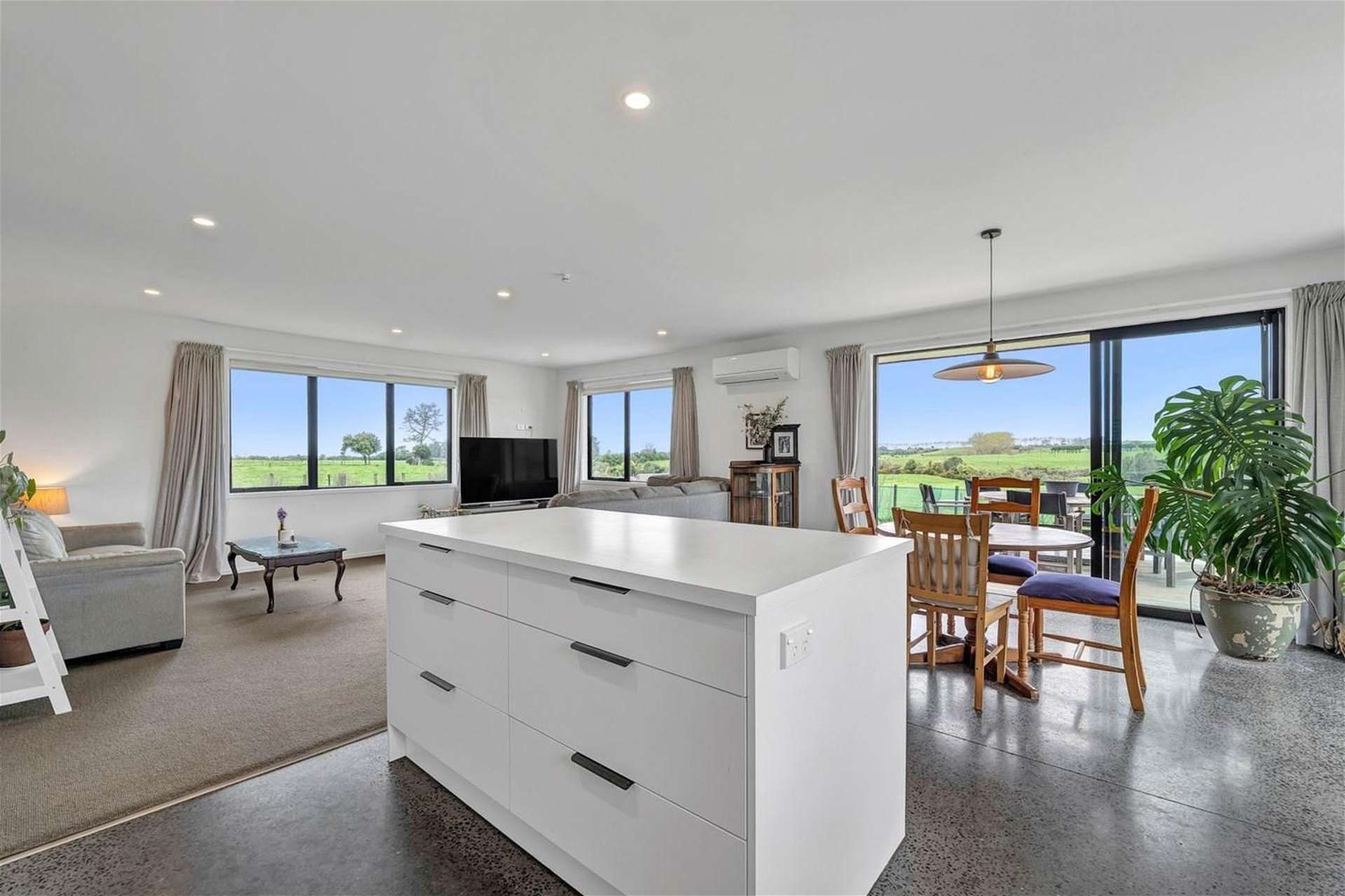 2b Gossling Street Okato_0