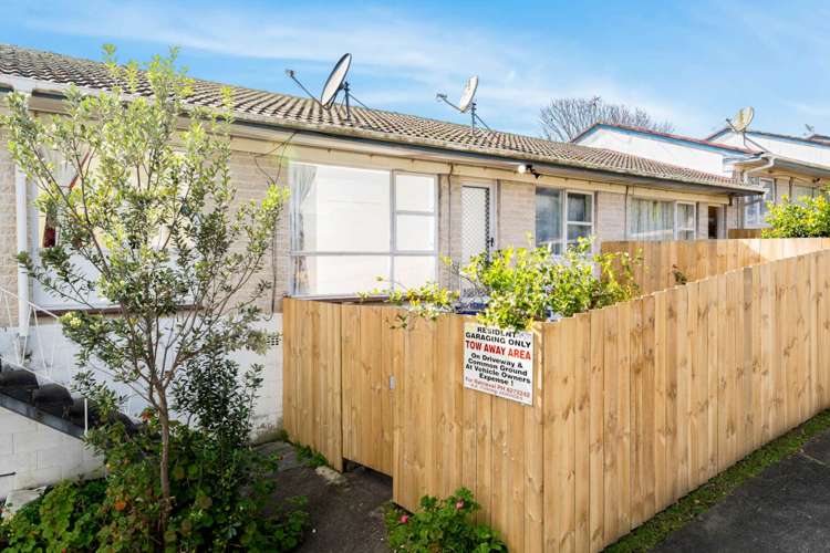 2/150 Hutchinson Avenue New Lynn_2