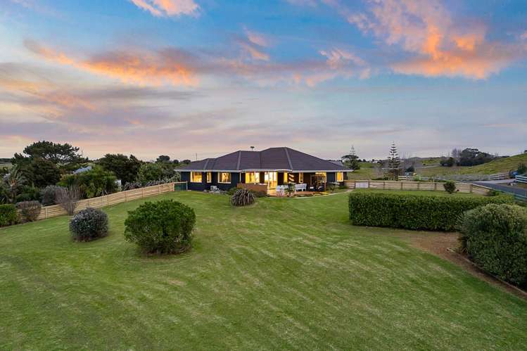 1096e Awhitu Road Pollok_22