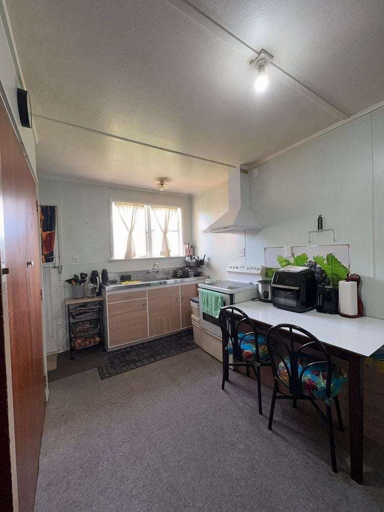 2/2 Joseph Grove Elderslea_5