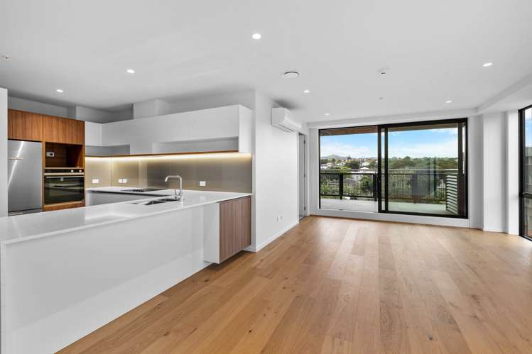 409R/11B Spring Street Onehunga_3