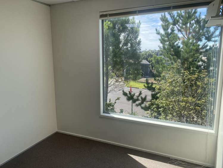 Suite A, 2B, 5 Ceres Court Albany_11