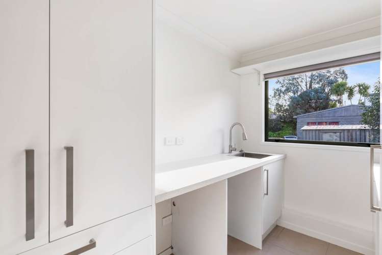 2/5 Ramillies Place Glenfield_12