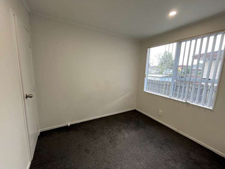 2/66 Palmers Road Clendon Park_6