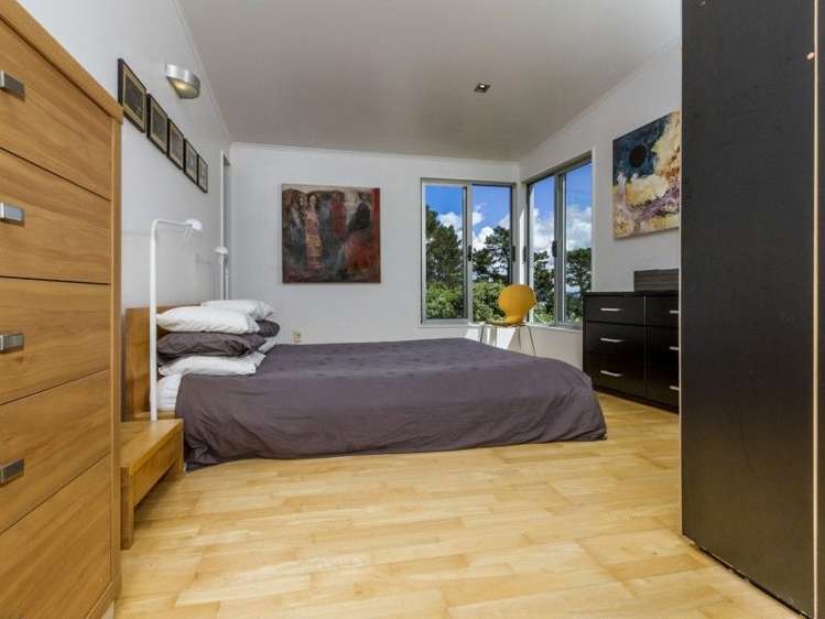 33 Rosecamp Road Beach Haven_17