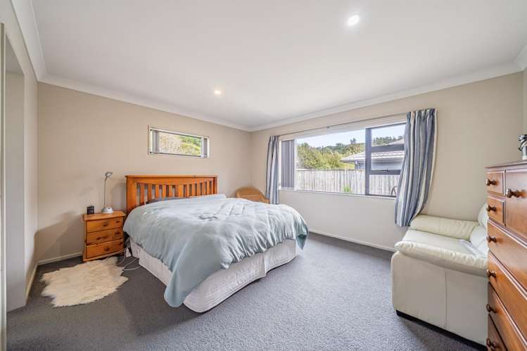 5 Poppy Watts Grove Stokes Valley_8