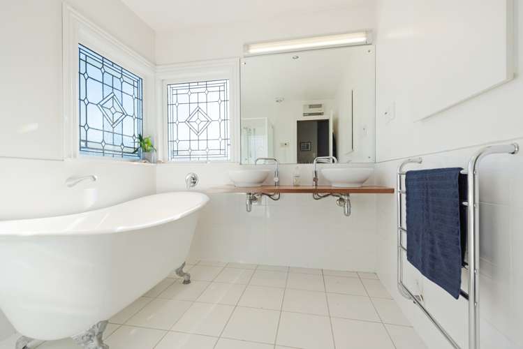 51 Fairview Crescent Kelburn_12