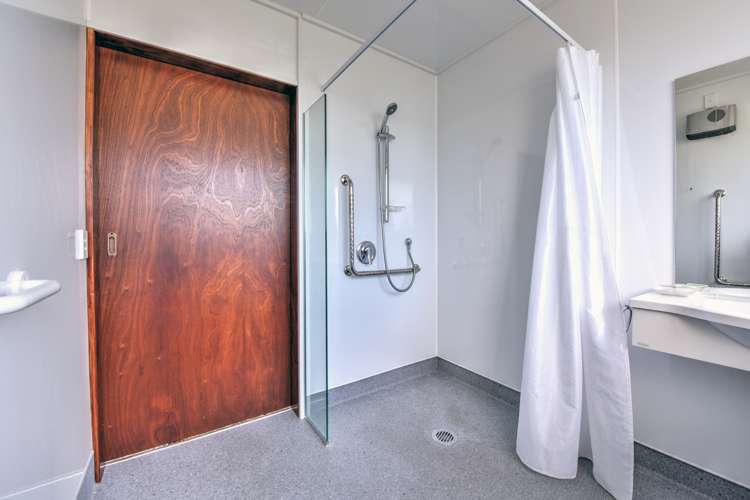 1 Back Street Tapanui_11